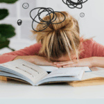 Prévenir le burnout de ses salariés grâce à la sophrologie